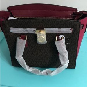 NWT authentic Micheal Kors bag
